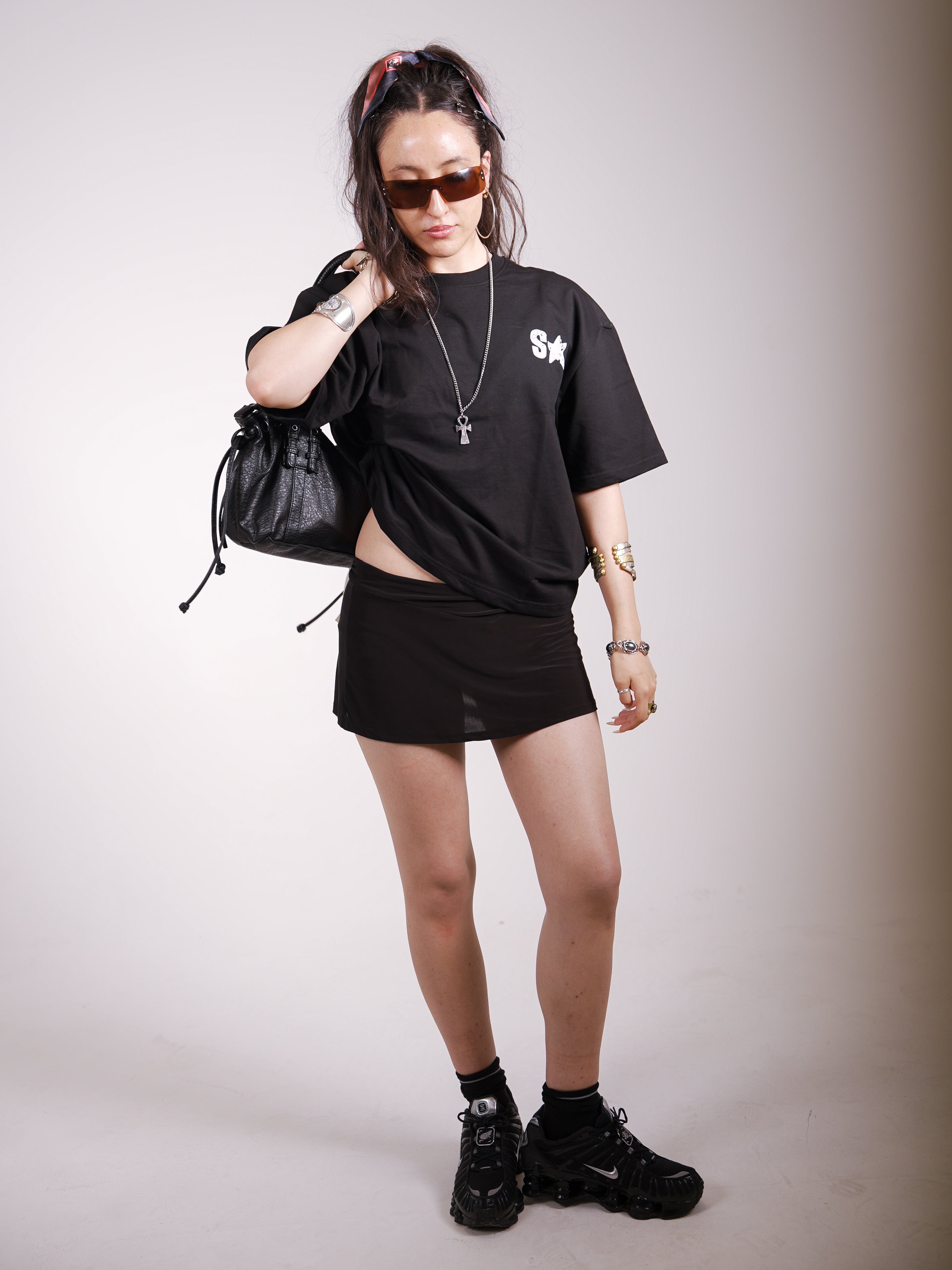 MAKE A SCENE WOMEN'S OVERSIZED TEE – BLACK